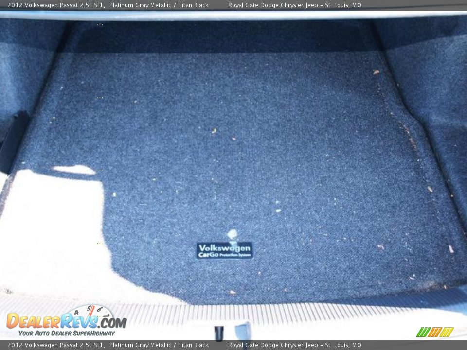 2012 Volkswagen Passat 2.5L SEL Platinum Gray Metallic / Titan Black Photo #5
