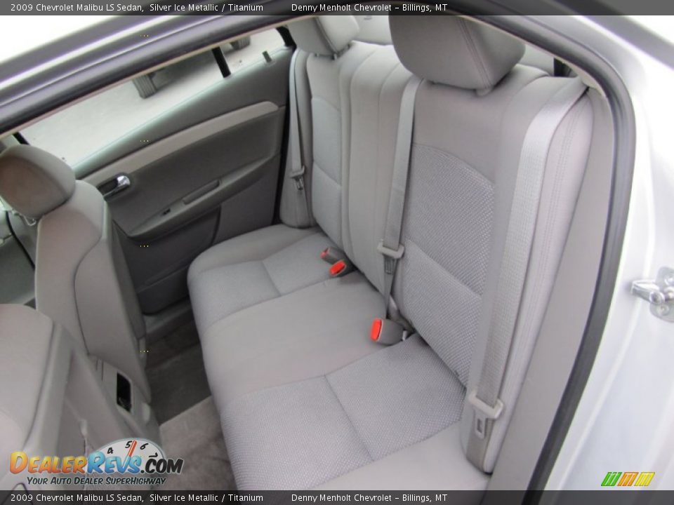 2009 Chevrolet Malibu LS Sedan Silver Ice Metallic / Titanium Photo #9