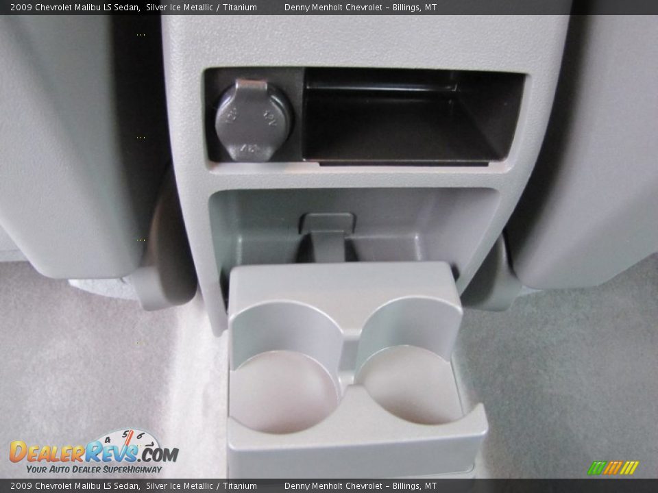 2009 Chevrolet Malibu LS Sedan Silver Ice Metallic / Titanium Photo #10