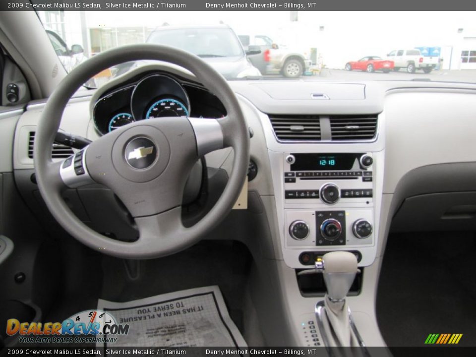 2009 Chevrolet Malibu LS Sedan Silver Ice Metallic / Titanium Photo #11