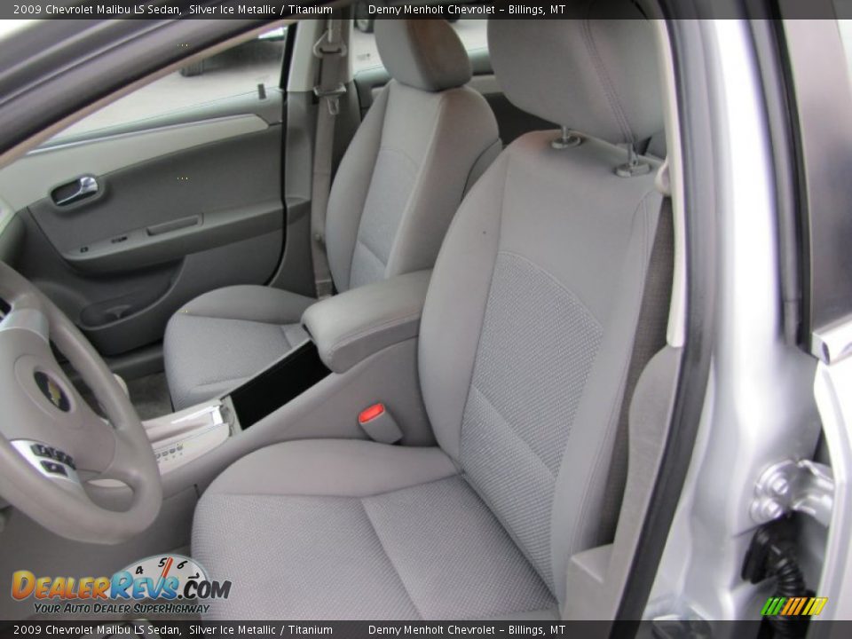 2009 Chevrolet Malibu LS Sedan Silver Ice Metallic / Titanium Photo #12