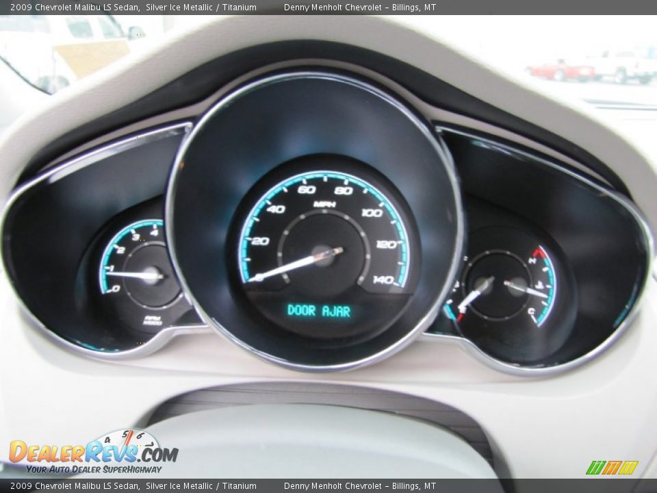 2009 Chevrolet Malibu LS Sedan Silver Ice Metallic / Titanium Photo #16