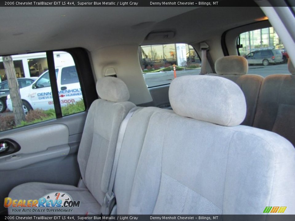 2006 Chevrolet TrailBlazer EXT LS 4x4 Superior Blue Metallic / Light Gray Photo #10