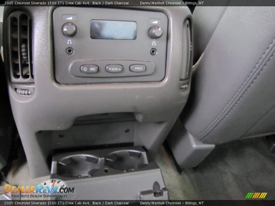 Controls of 2005 Chevrolet Silverado 1500 Z71 Crew Cab 4x4 Photo #13