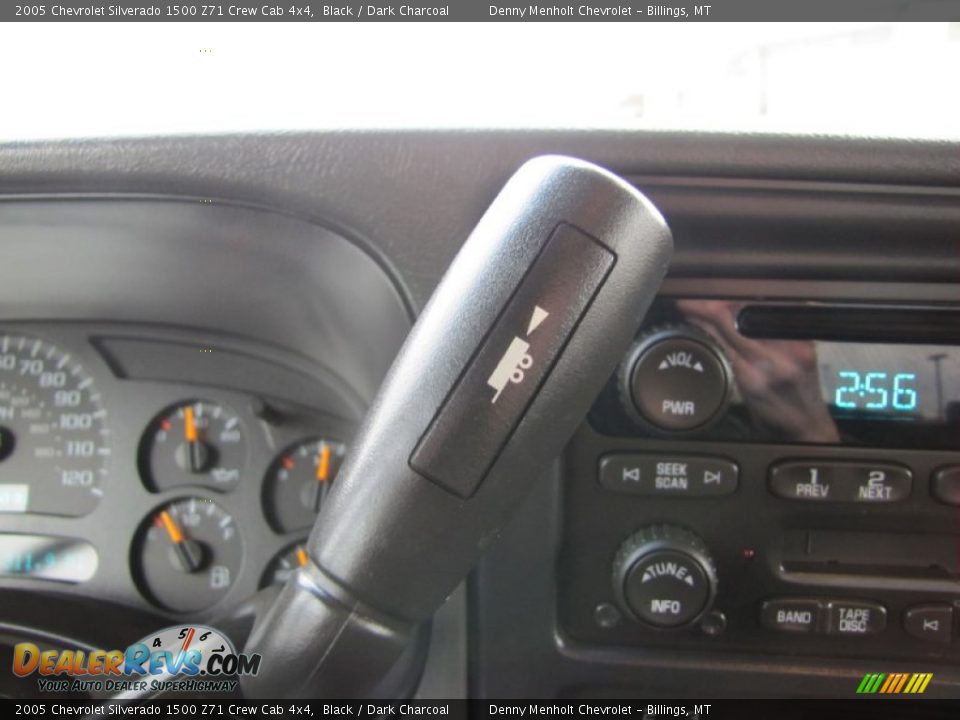 2005 Chevrolet Silverado 1500 Z71 Crew Cab 4x4 Shifter Photo #23