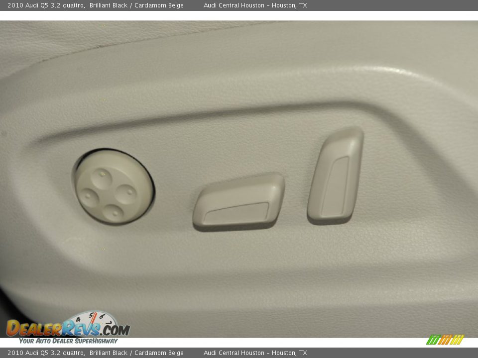 2010 Audi Q5 3.2 quattro Brilliant Black / Cardamom Beige Photo #14
