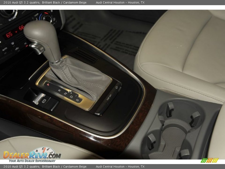 2010 Audi Q5 3.2 quattro Brilliant Black / Cardamom Beige Photo #17