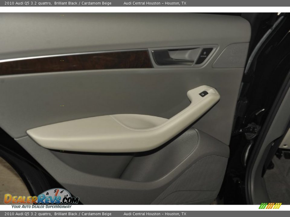 2010 Audi Q5 3.2 quattro Brilliant Black / Cardamom Beige Photo #32