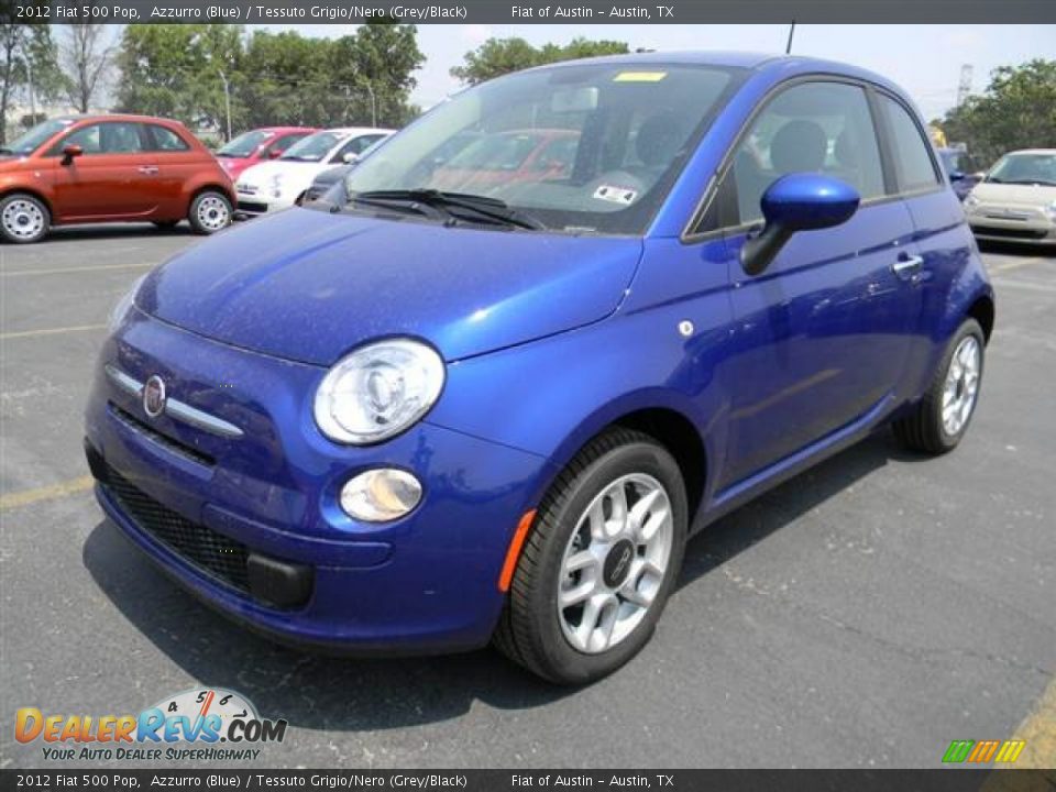 Front 3/4 View of 2012 Fiat 500 Pop Photo #2