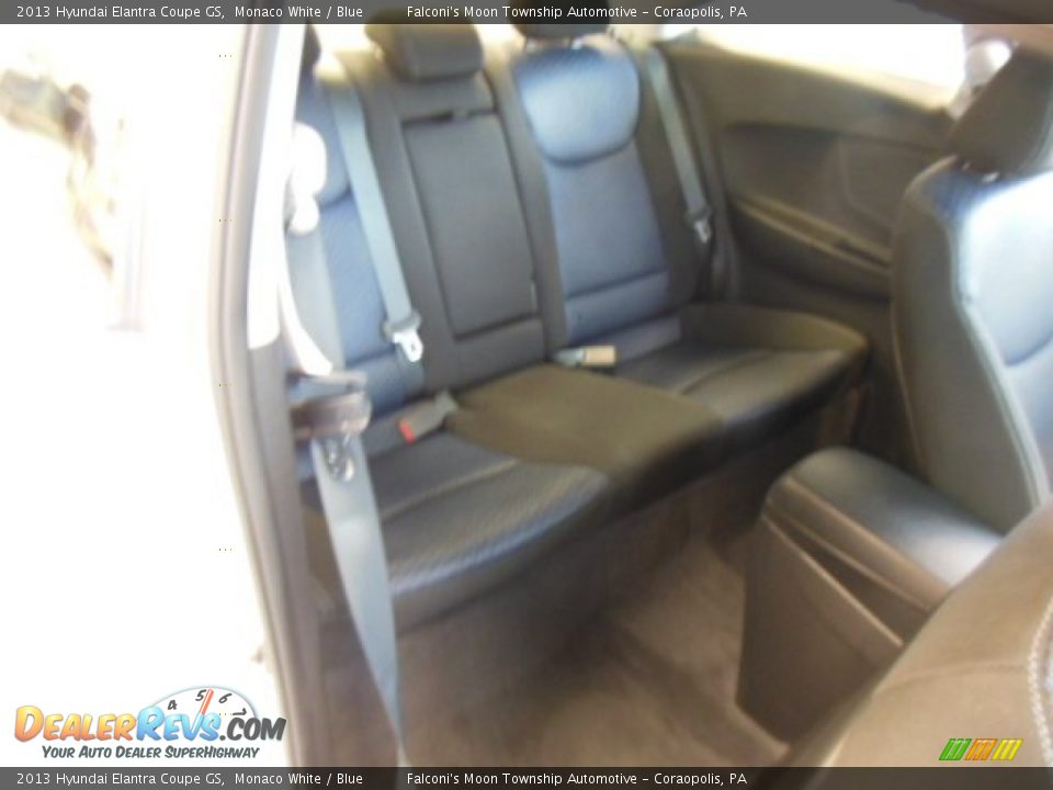 2013 Hyundai Elantra Coupe GS Monaco White / Blue Photo #14