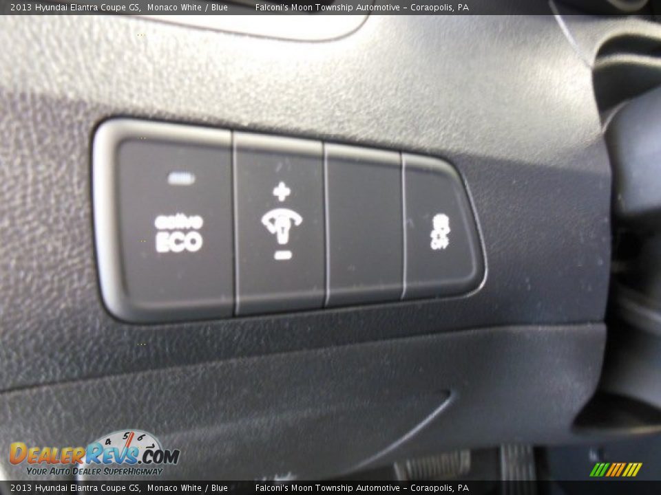 2013 Hyundai Elantra Coupe GS Monaco White / Blue Photo #17