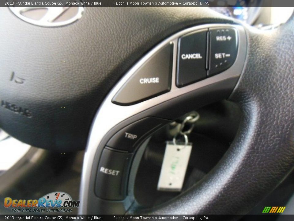 2013 Hyundai Elantra Coupe GS Monaco White / Blue Photo #22