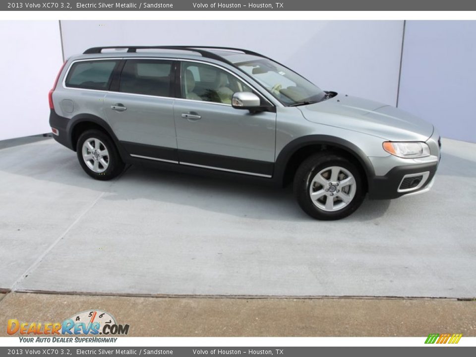 Electric Silver Metallic 2013 Volvo XC70 3.2 Photo #1