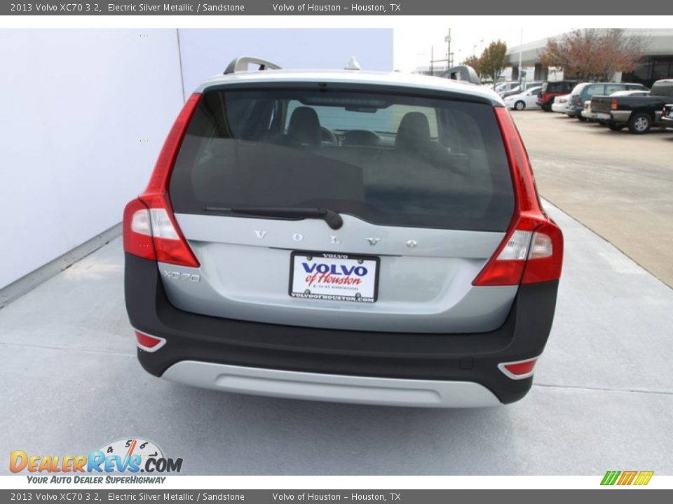 2013 Volvo XC70 3.2 Electric Silver Metallic / Sandstone Photo #5