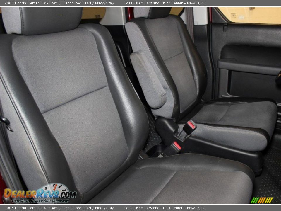 2006 Honda Element EX-P AWD Tango Red Pearl / Black/Gray Photo #8