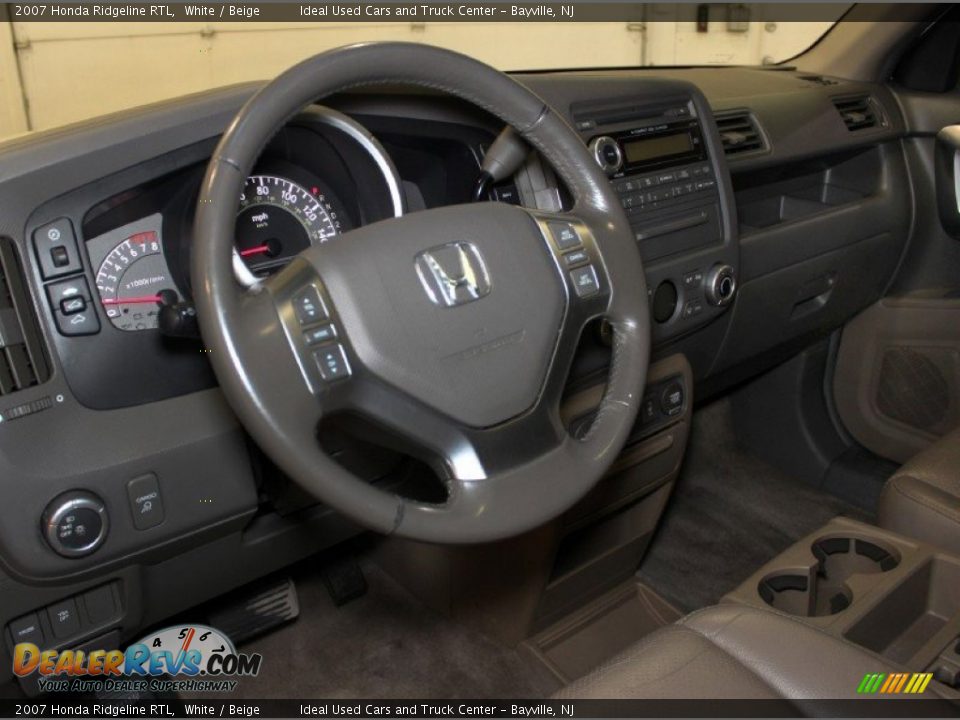 2007 Honda Ridgeline RTL White / Beige Photo #7