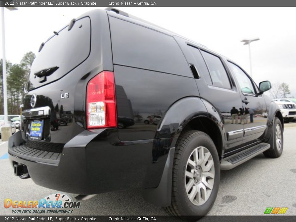 2012 Nissan Pathfinder LE Super Black / Graphite Photo #4