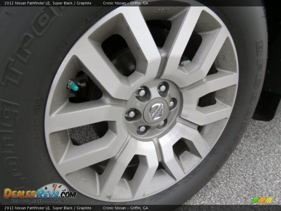 2012 Nissan Pathfinder LE Super Black / Graphite Photo #8