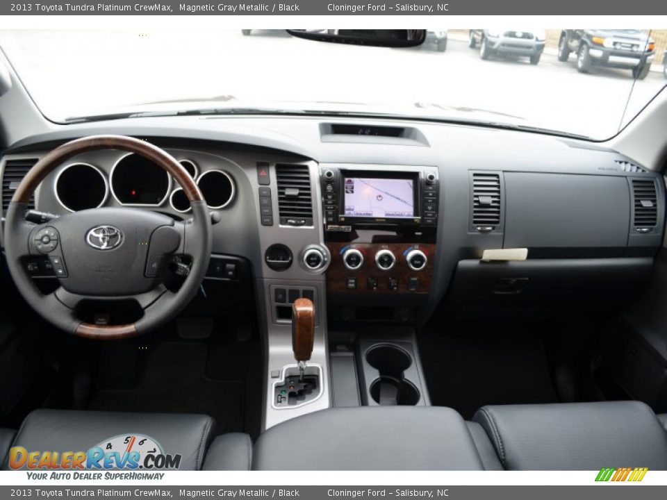 Dashboard of 2013 Toyota Tundra Platinum CrewMax Photo #24