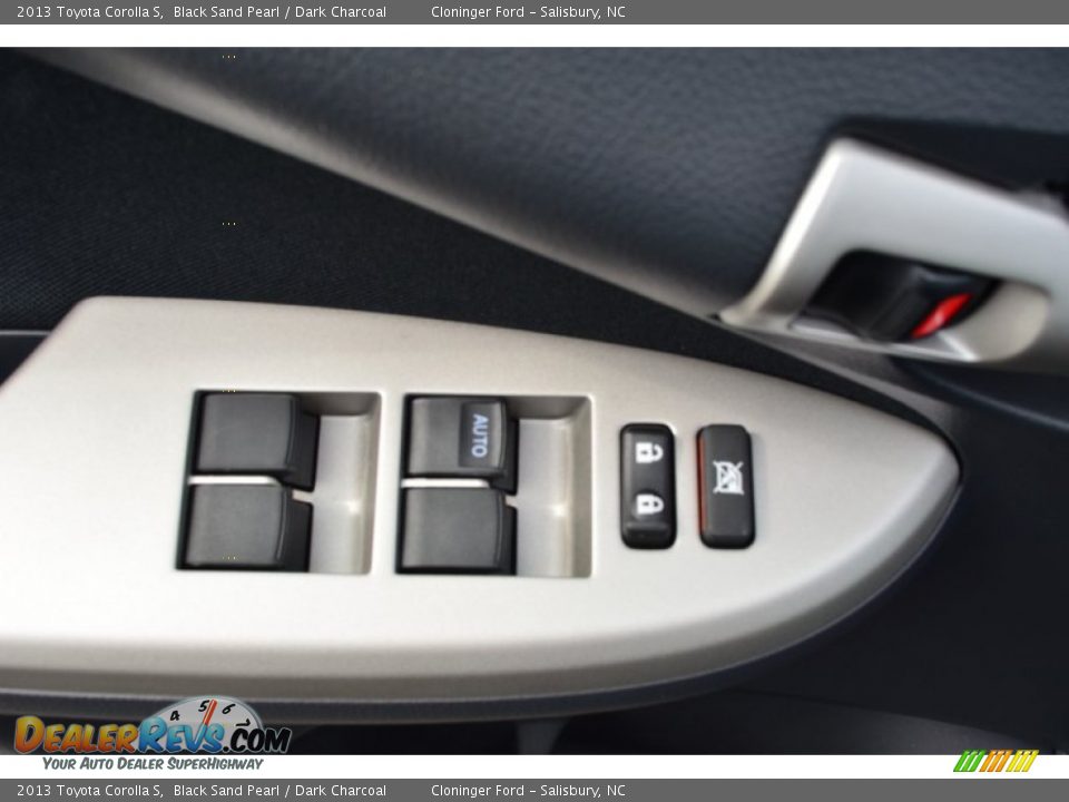 2013 Toyota Corolla S Black Sand Pearl / Dark Charcoal Photo #9