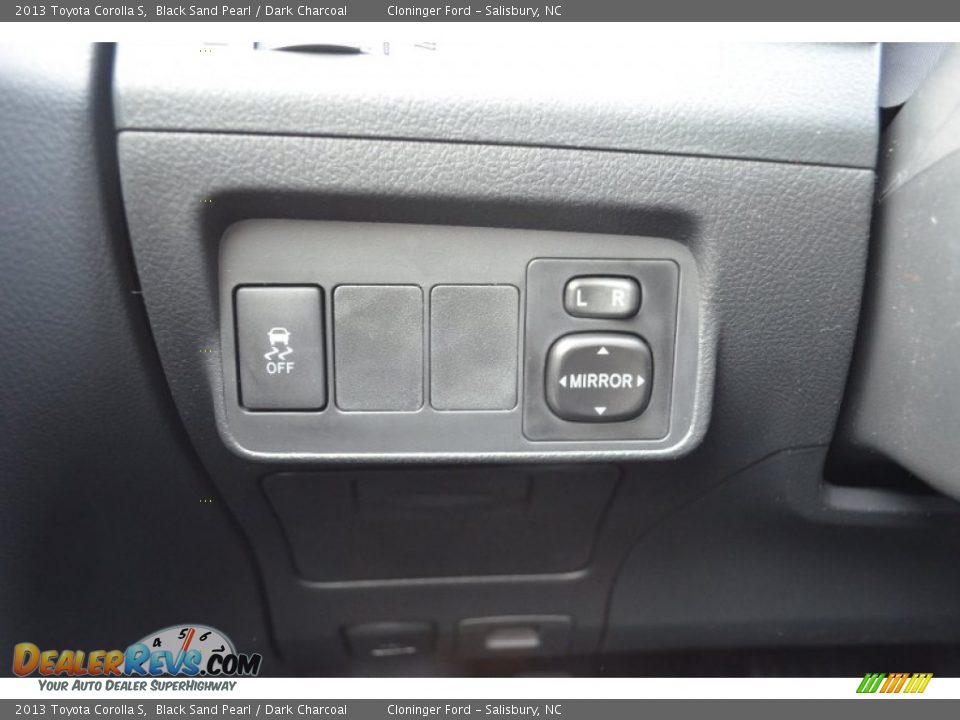 2013 Toyota Corolla S Black Sand Pearl / Dark Charcoal Photo #24