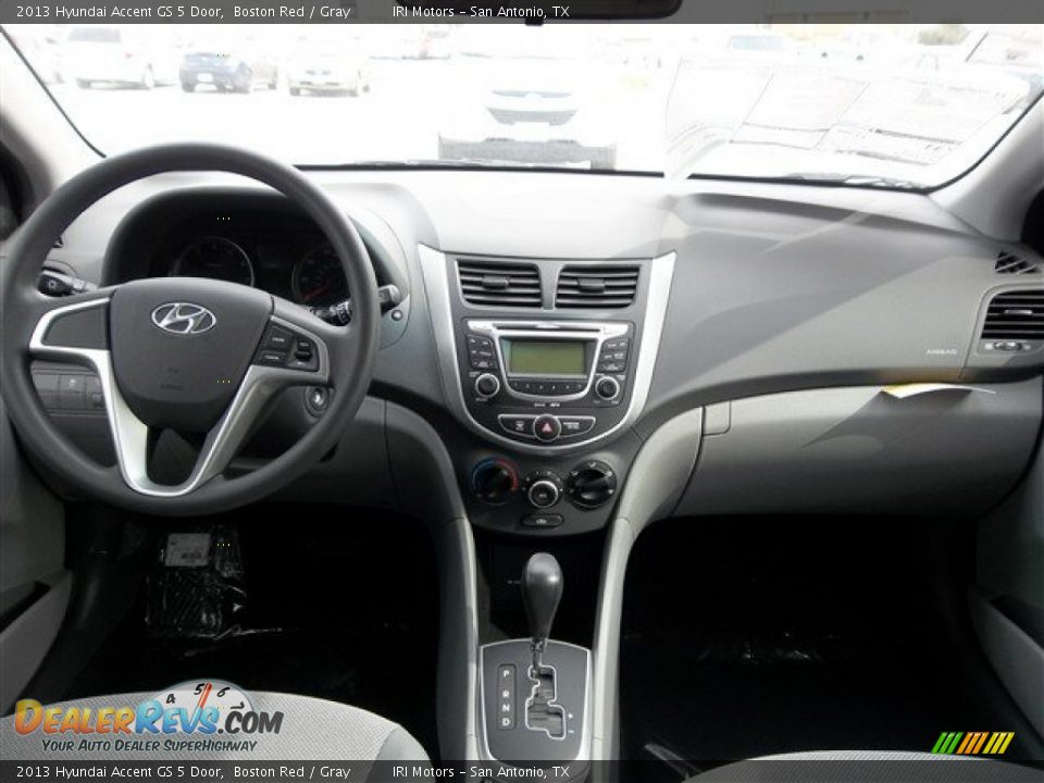 Dashboard of 2013 Hyundai Accent GS 5 Door Photo #8