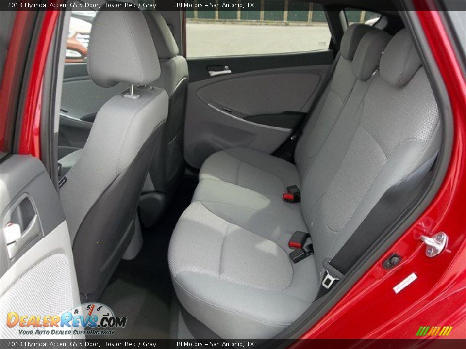 2013 Hyundai Accent GS 5 Door Boston Red / Gray Photo #9