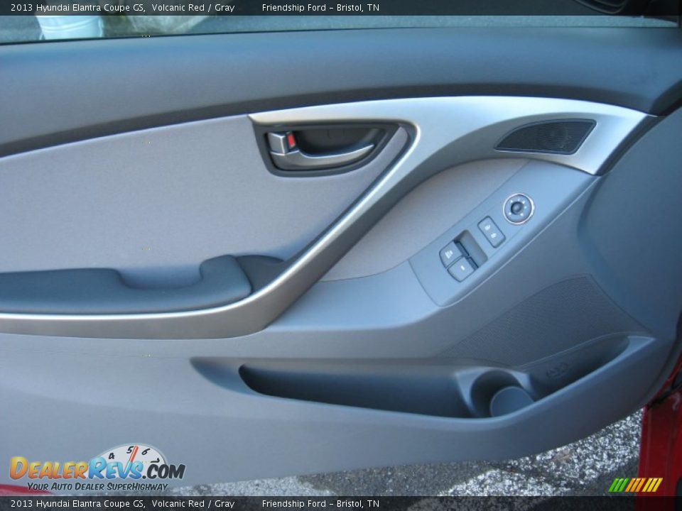 2013 Hyundai Elantra Coupe GS Volcanic Red / Gray Photo #15