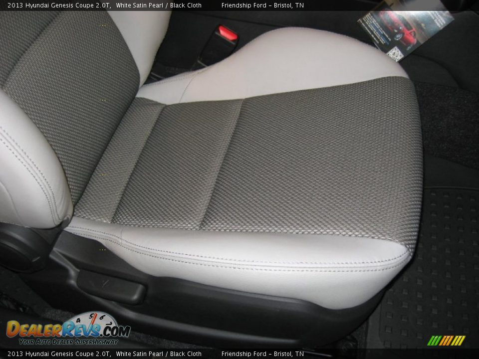 2013 Hyundai Genesis Coupe 2.0T White Satin Pearl / Black Cloth Photo #15