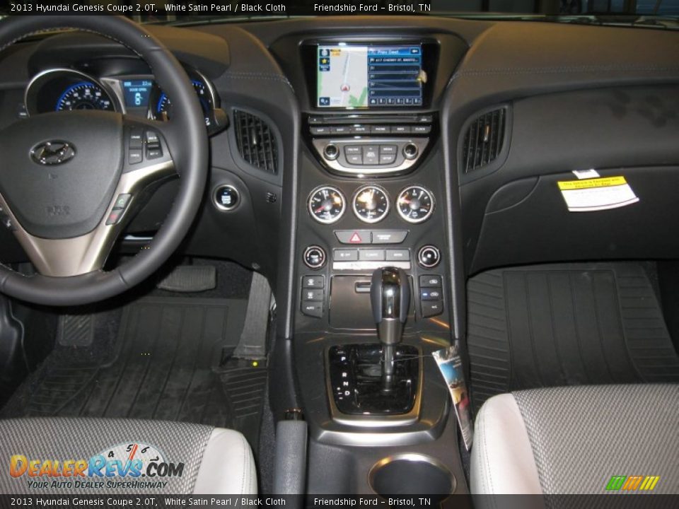 2013 Hyundai Genesis Coupe 2.0T White Satin Pearl / Black Cloth Photo #18