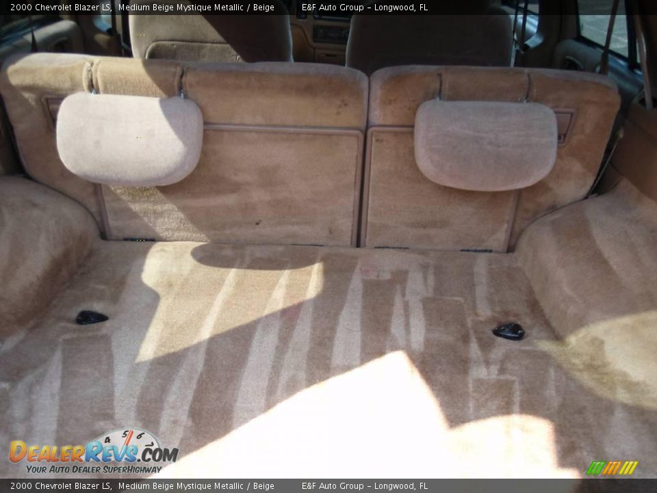 2000 Chevrolet Blazer LS Medium Beige Mystique Metallic / Beige Photo #16