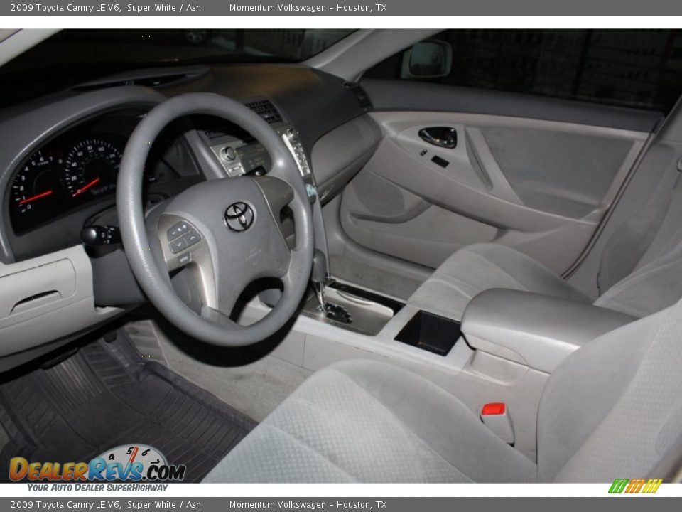 2009 Toyota Camry LE V6 Super White / Ash Photo #13