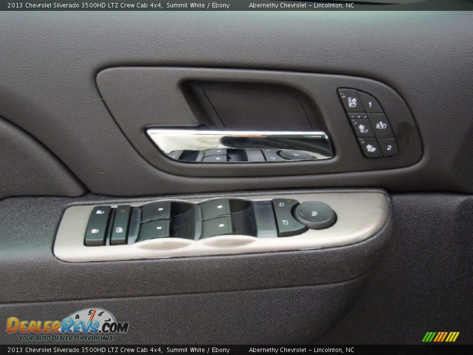 Controls of 2013 Chevrolet Silverado 3500HD LTZ Crew Cab 4x4 Photo #12
