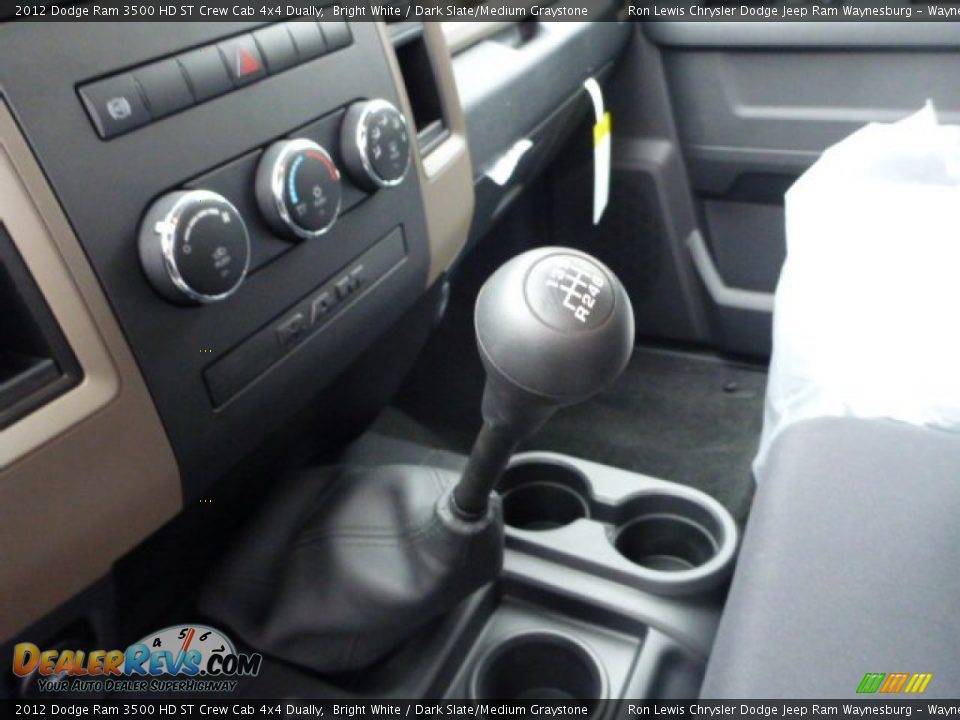 2012 Dodge Ram 3500 HD ST Crew Cab 4x4 Dually Bright White / Dark Slate/Medium Graystone Photo #17
