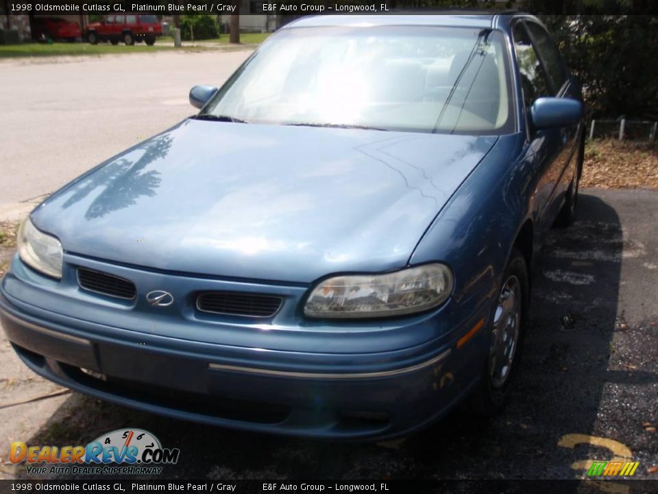 1998 Oldsmobile Cutlass GL Platinum Blue Pearl / Gray Photo #11
