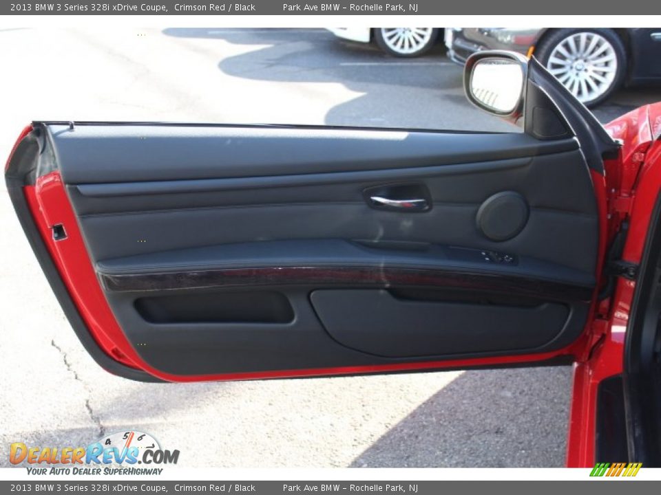 Door Panel of 2013 BMW 3 Series 328i xDrive Coupe Photo #9