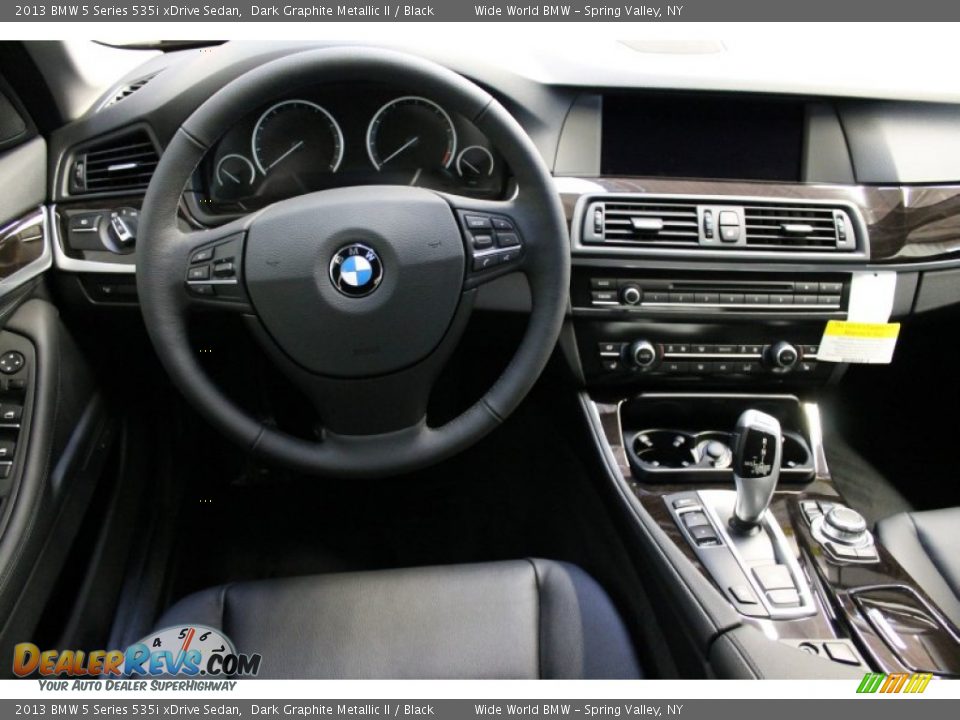 Dashboard of 2013 BMW 5 Series 535i xDrive Sedan Photo #7