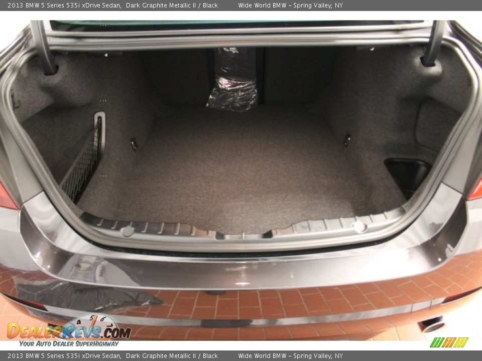 2013 BMW 5 Series 535i xDrive Sedan Trunk Photo #13