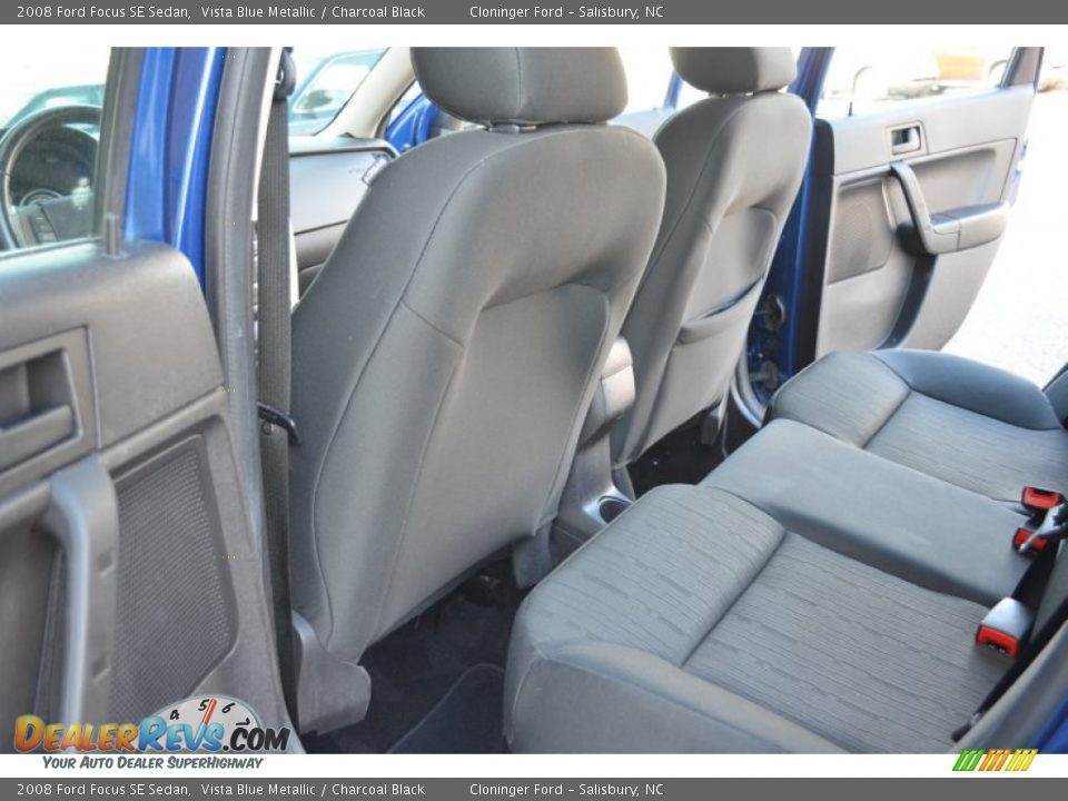 2008 Ford Focus SE Sedan Vista Blue Metallic / Charcoal Black Photo #12
