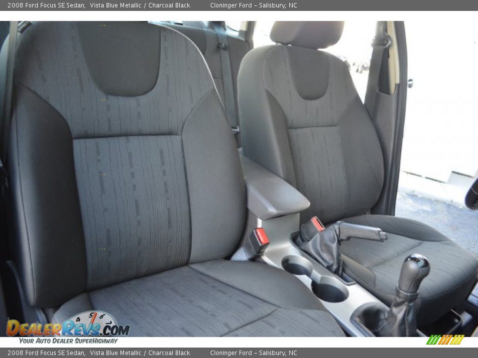 2008 Ford Focus SE Sedan Vista Blue Metallic / Charcoal Black Photo #18