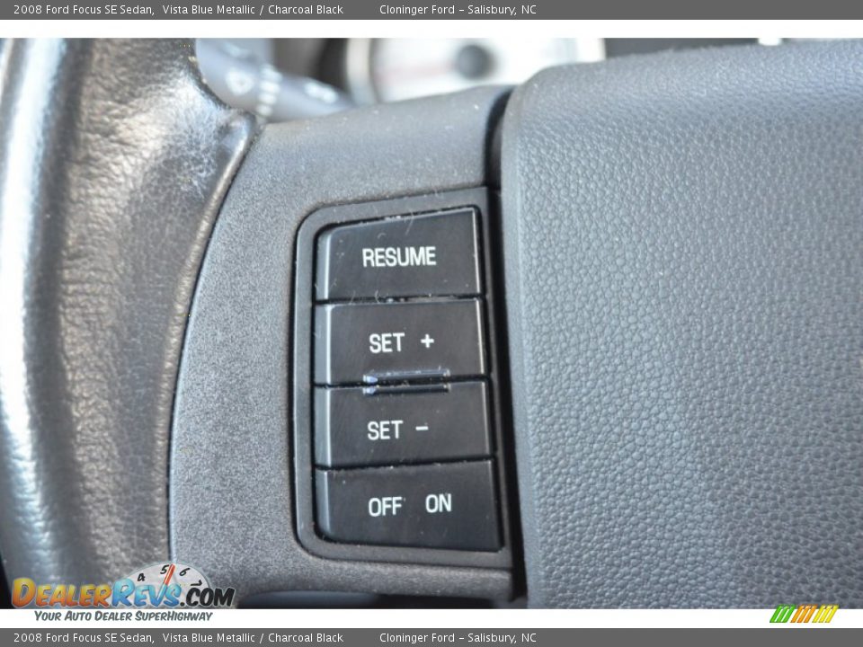 2008 Ford Focus SE Sedan Vista Blue Metallic / Charcoal Black Photo #24