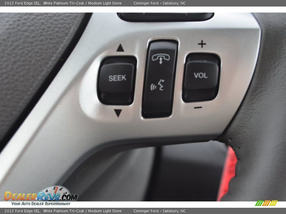 2013 Ford Edge SEL White Platinum Tri-Coat / Medium Light Stone Photo #33