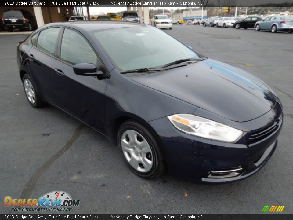 Front 3/4 View of 2013 Dodge Dart Aero Photo #1