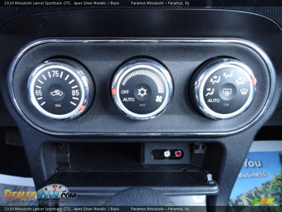 Controls of 2010 Mitsubishi Lancer Sportback GTS Photo #24