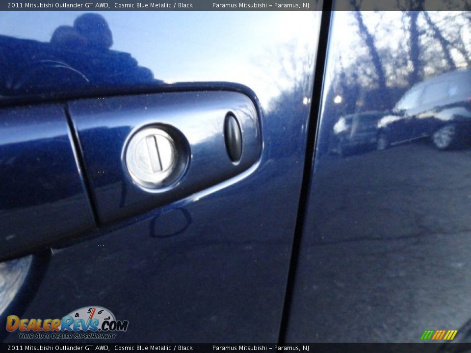 2011 Mitsubishi Outlander GT AWD Cosmic Blue Metallic / Black Photo #8