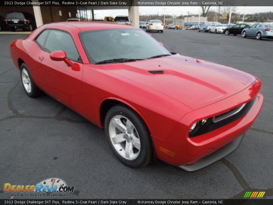 Front 3/4 View of 2013 Dodge Challenger SXT Plus Photo #1