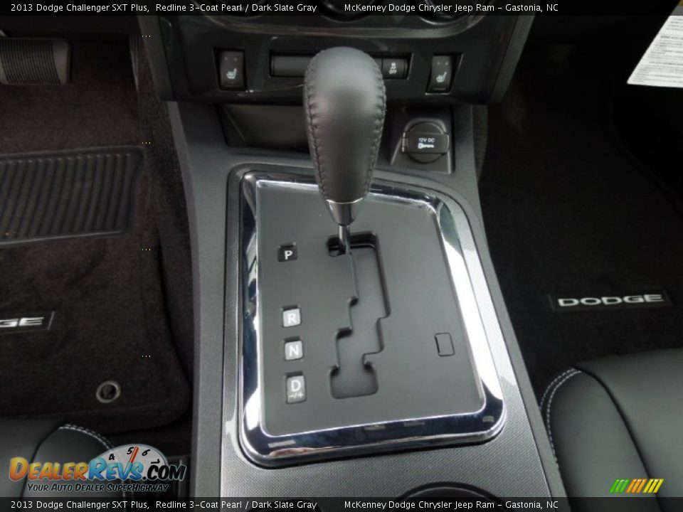 2013 Dodge Challenger SXT Plus Shifter Photo #12