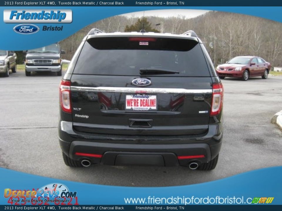 2013 Ford Explorer XLT 4WD Tuxedo Black Metallic / Charcoal Black Photo #8