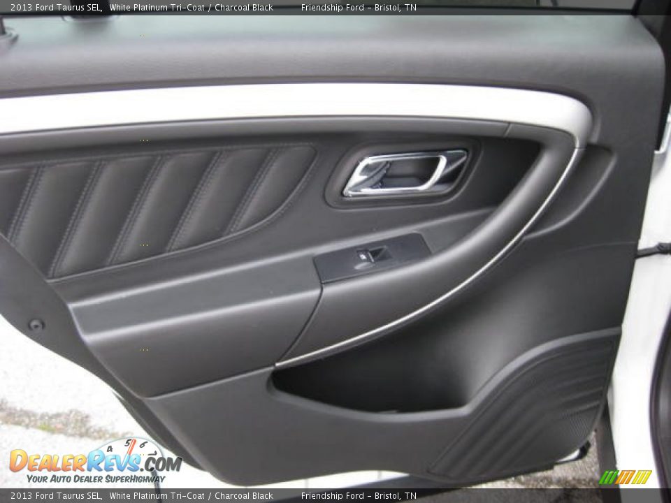 2013 Ford Taurus SEL White Platinum Tri-Coat / Charcoal Black Photo #17
