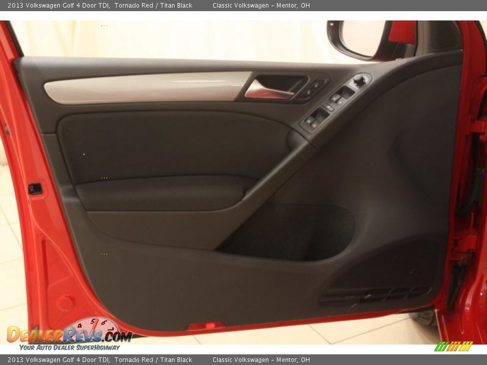 Door Panel of 2013 Volkswagen Golf 4 Door TDI Photo #4